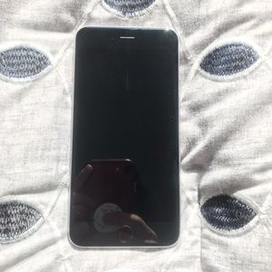 iPhone 6s Plus in Excellent Condtion